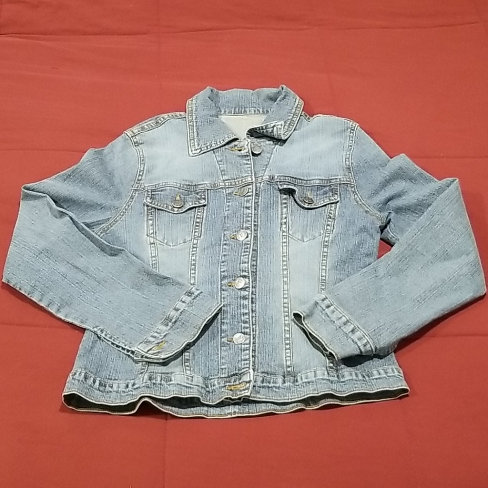 Fitted stretch denim jacket